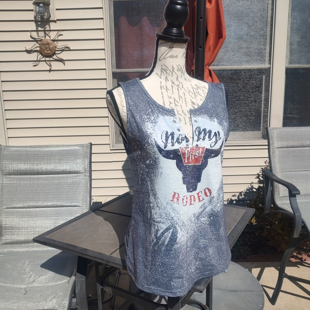 💥3/$20 Sleeveless Small "Not My First Rodeo" Graphic Top - Picture 3 of 7